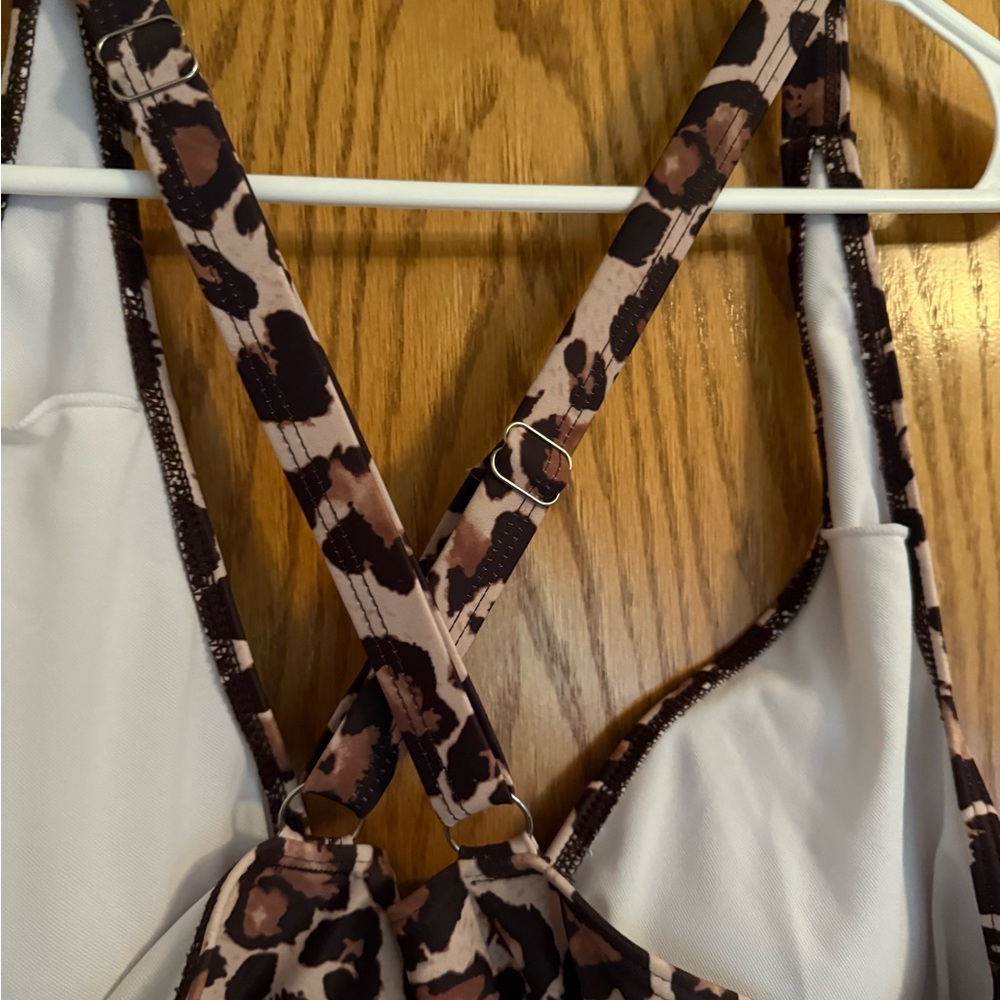 Leopard Print plus size 18w One Piece Swimsuit criss cross back adjustable nwot - Picture 8 of 12